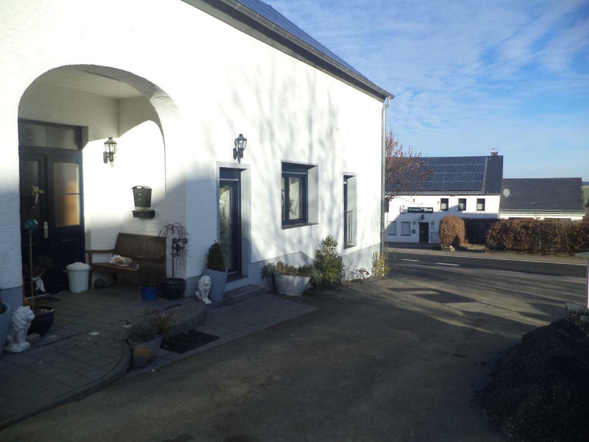 Ferienappartment Mit Schlafzimmer Farschweiler ภายนอก รูปภาพ