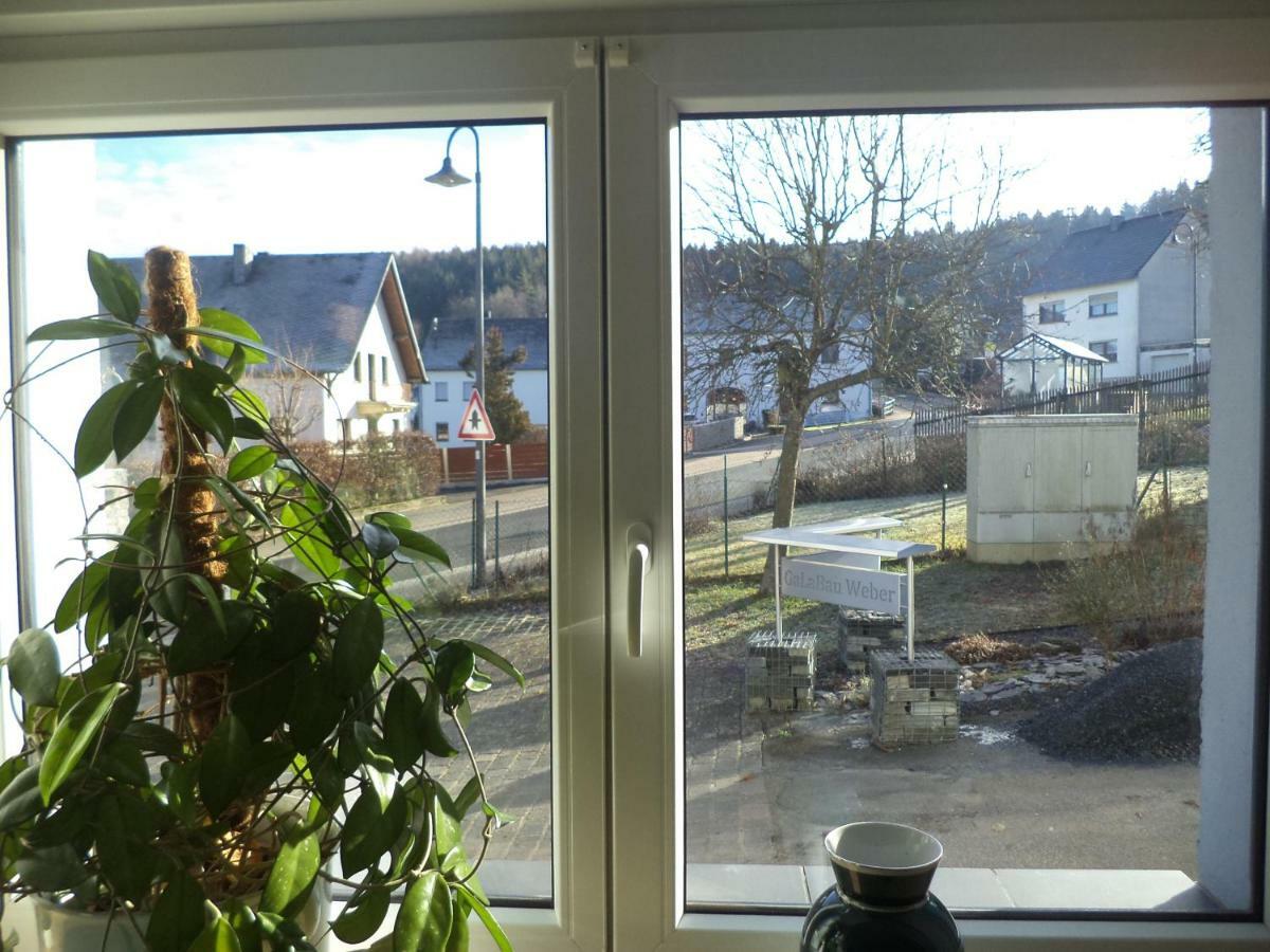 Ferienappartment Mit Schlafzimmer Farschweiler ภายนอก รูปภาพ